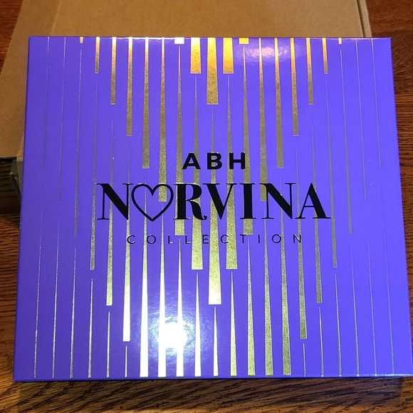 BRAND NEW 💥 ABH Norvina Pro Pigmet Palette Vol. 1 - Picture 3 of 5